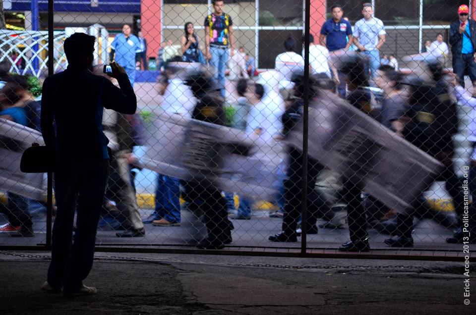 Marcha por la revocación de Enrique Peña Nieto, julio 1, 2014 - Foto: Erick Arceo
